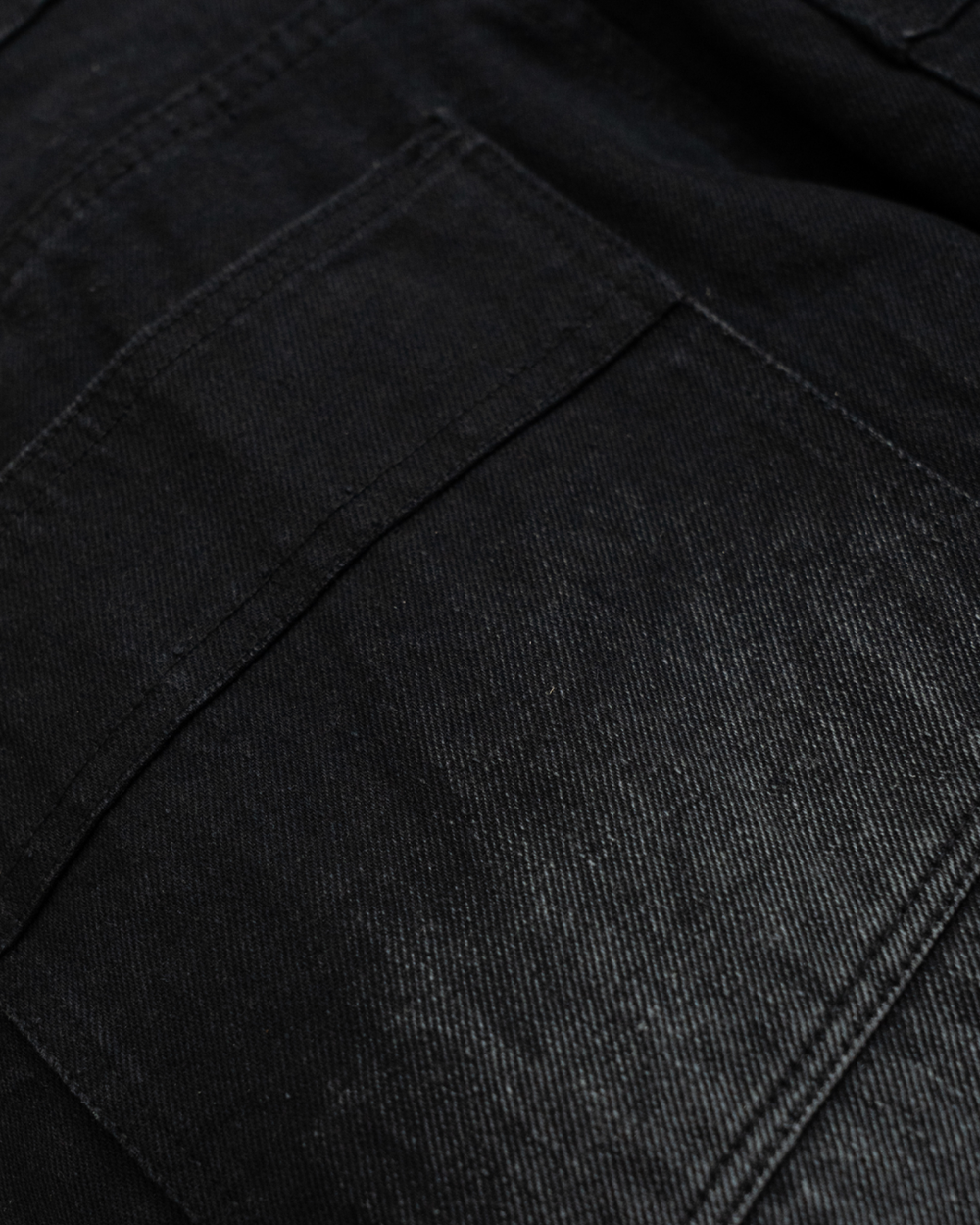 RAVEN EMBROIDERED WASHED DENIMS