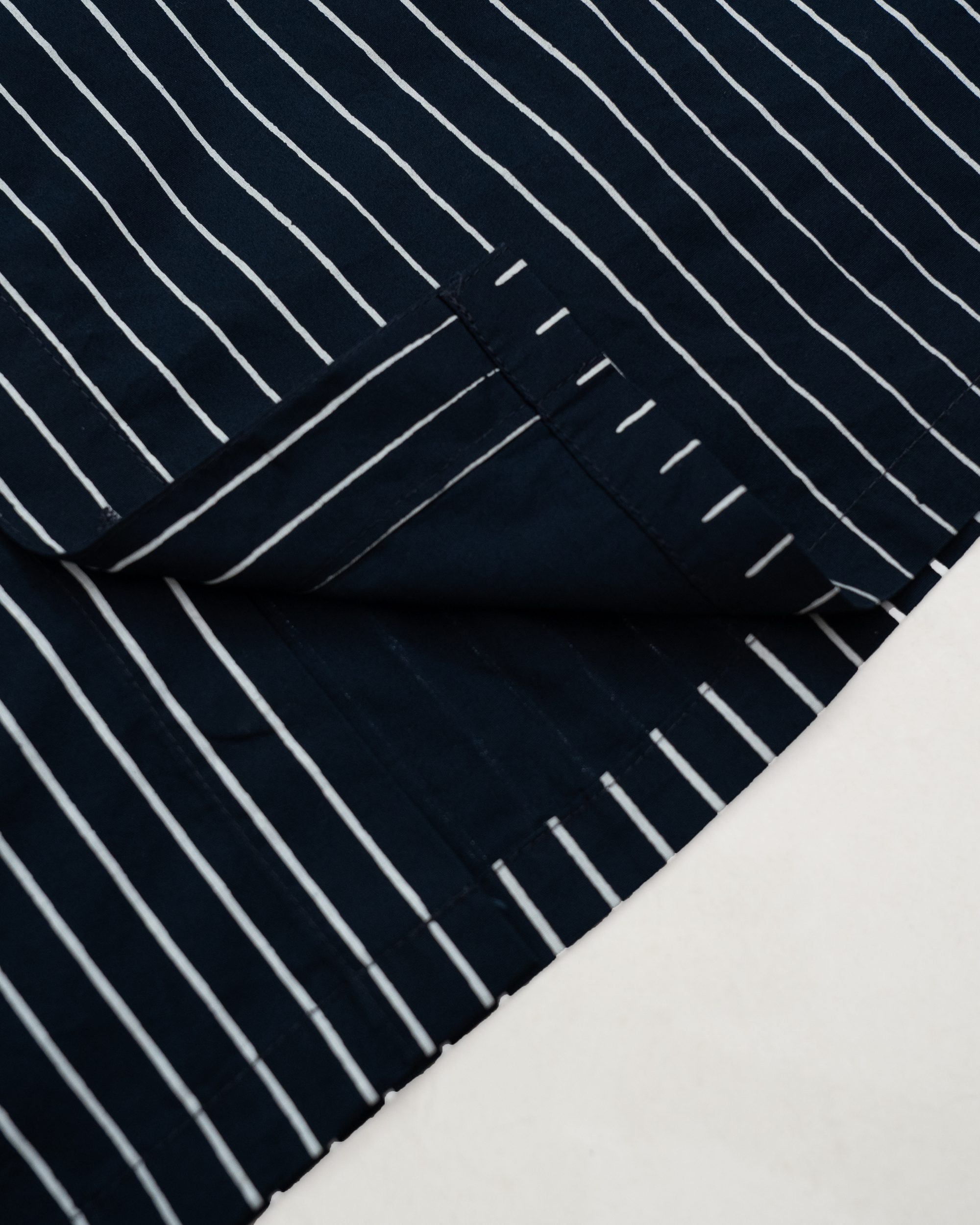 HASHWAY ARCHIVES EMBROIDERED STRIPED SHIRT - NAVY