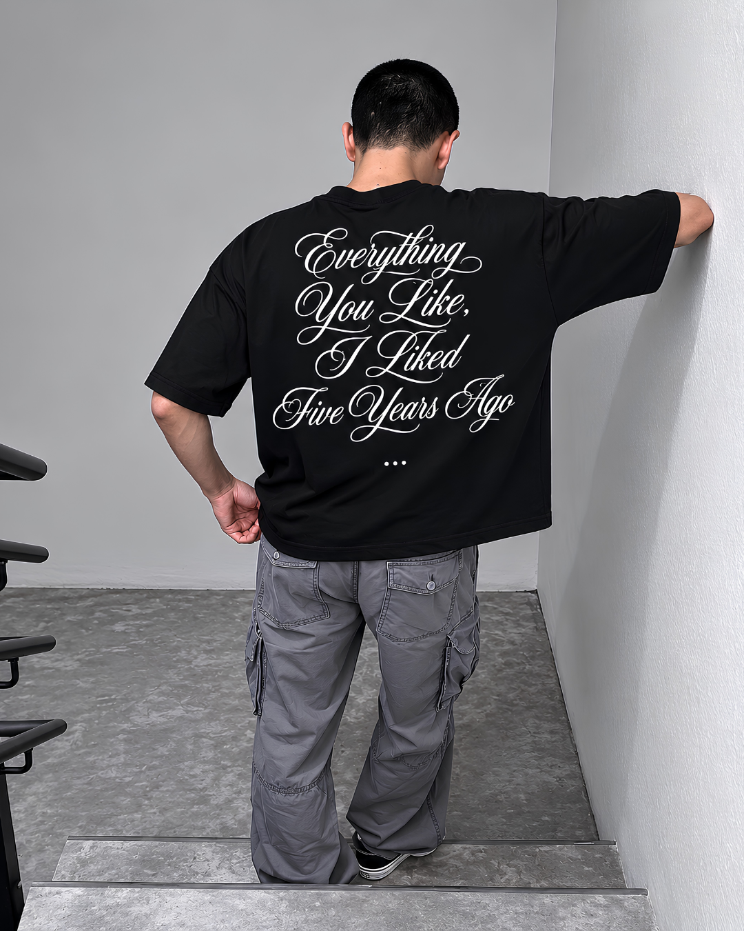 HASHWAY AHEAD OF TIME T-SHIRT - BLACK